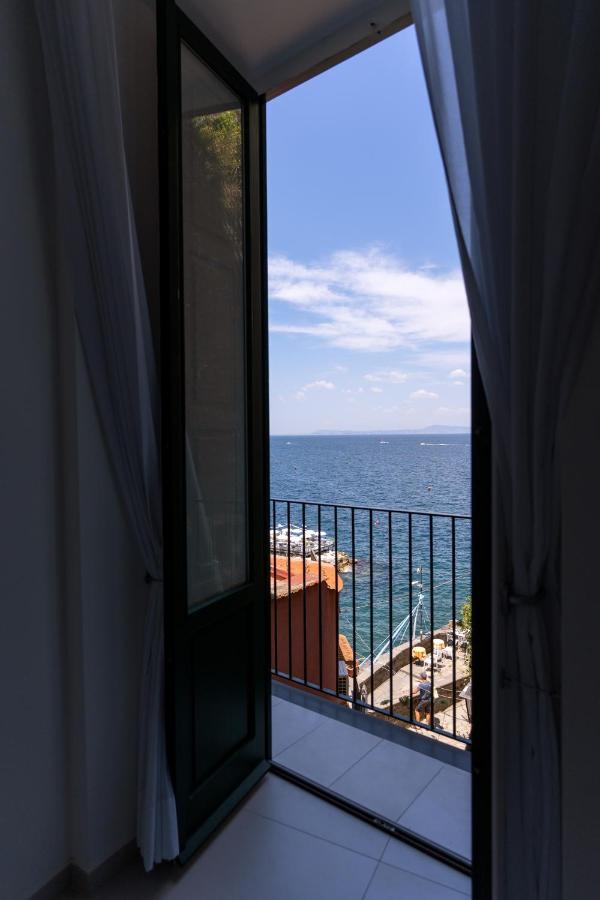 Relais Del Mare Aparthotel Sorrento Exterior photo